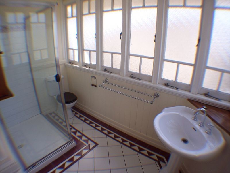 7 Galway Street, Greenslopes QLD 4120