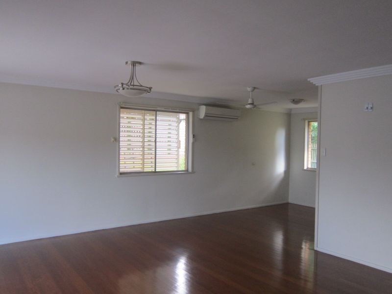 1 Ventura Street, Upper Mount Gravatt QLD 4122