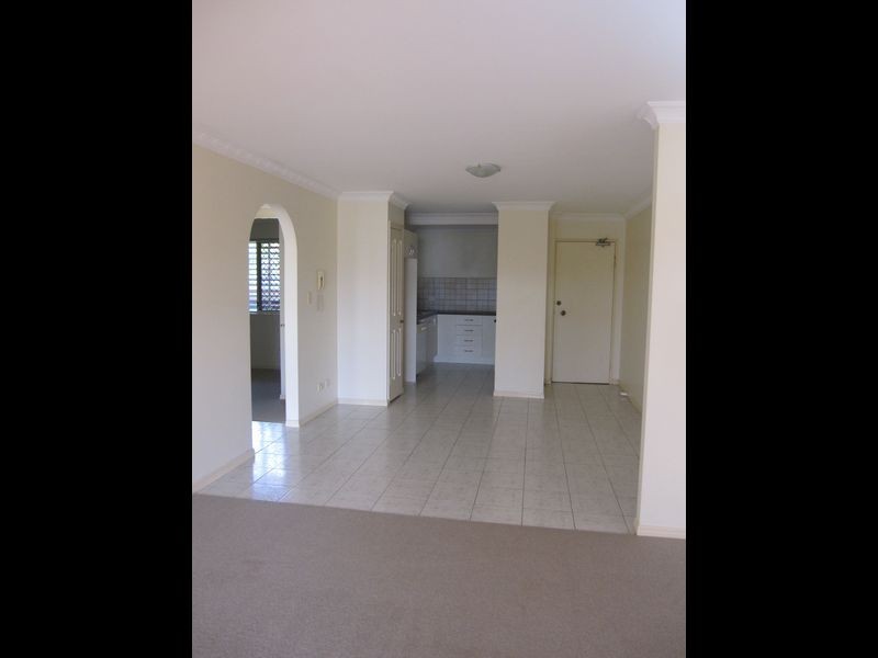 3/16 Knowsley Street, Greenslopes QLD 4120