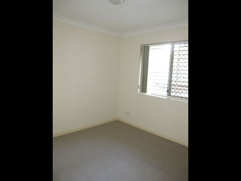 3/16 Knowsley Street, Greenslopes QLD 4120