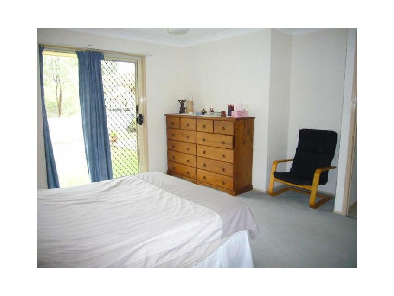 11 Noosa Place, Carindale QLD 4152