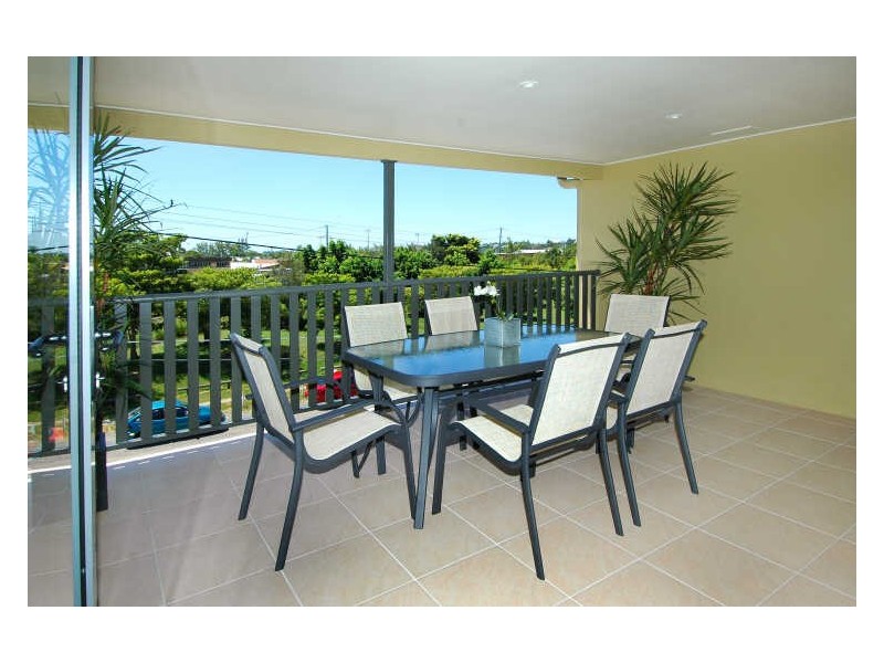 1/11 Temple Street, Coorparoo QLD 4151