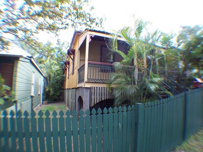 53 Didsbury Street, East Brisbane QLD 4169