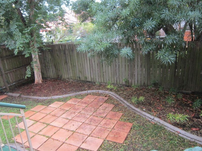 1/72 Earl Street, Greenslopes QLD 4120