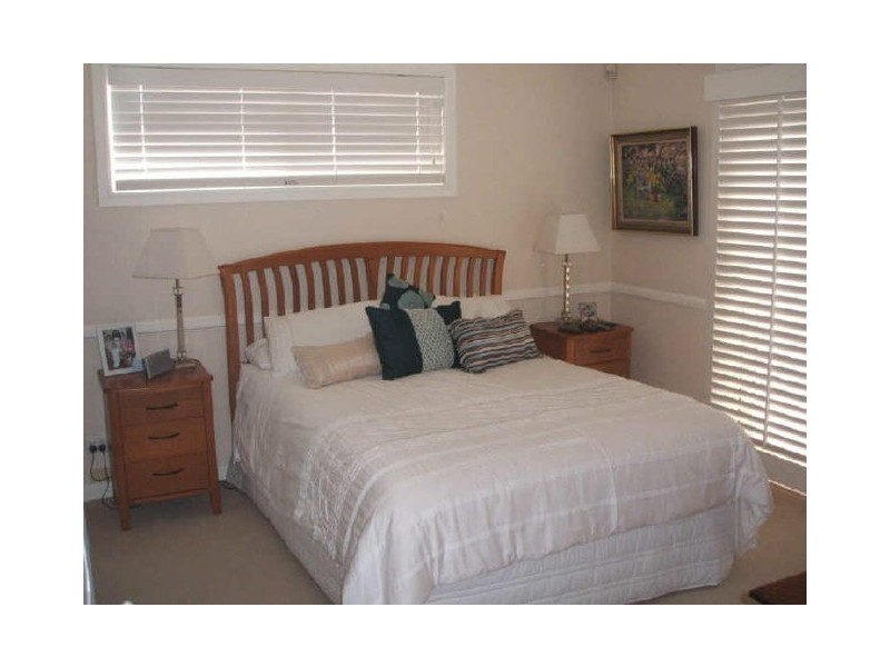 2/31 Donaldson Street, Greenslopes QLD 4120