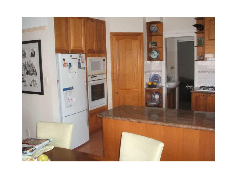 2/31 Donaldson Street, Greenslopes QLD 4120