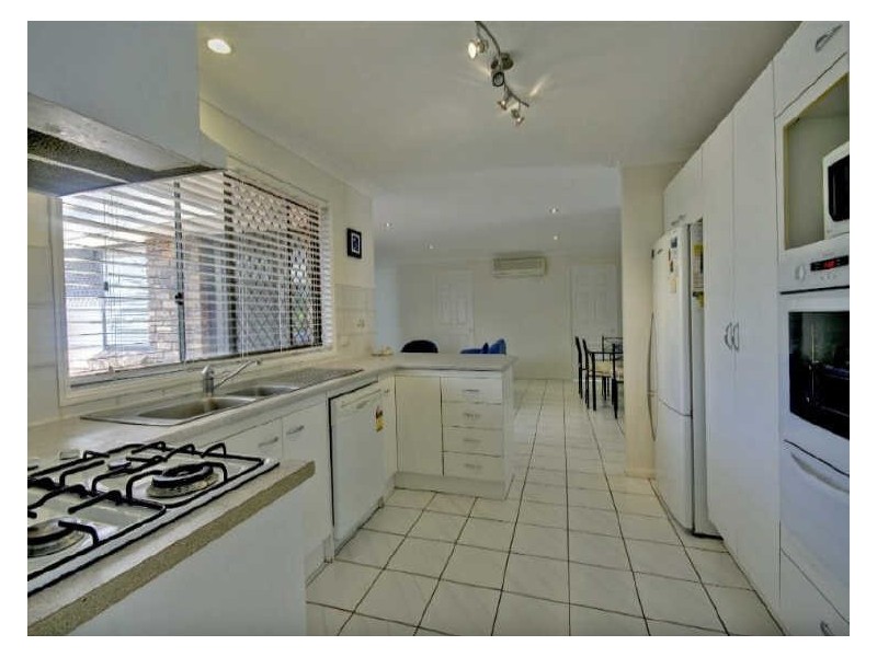 63 Koola Street, Wishart QLD 4122