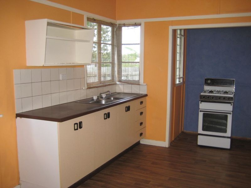 19 Cape Street, Holland Park QLD 4121