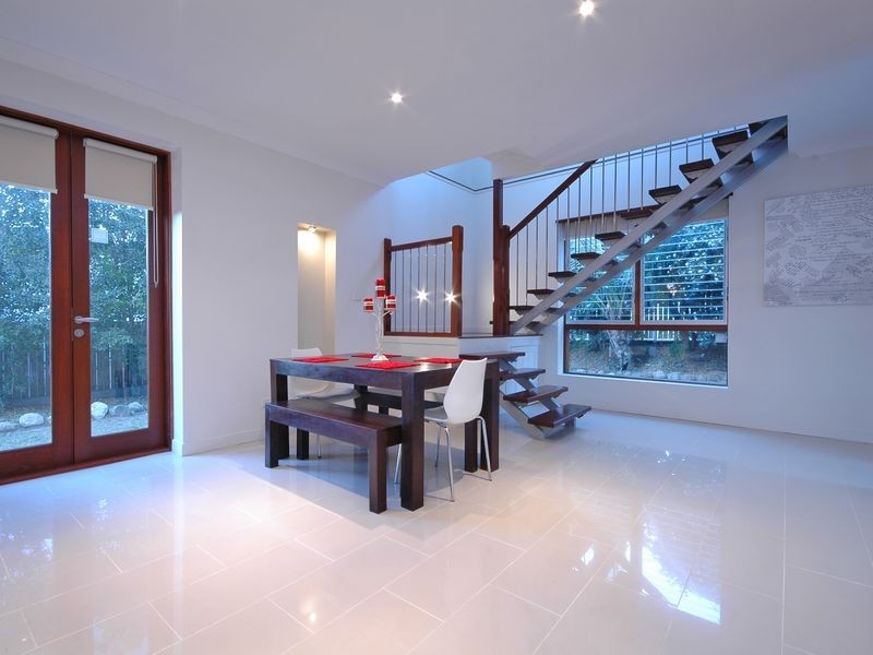 57 Molloy Road, Cannon Hill QLD 4170