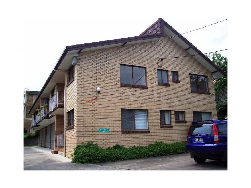 2/11 Newton Street, Coorparoo QLD 4151