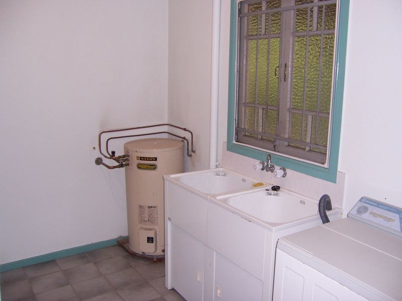 92 Macdonald Street, Norman Park QLD 4170