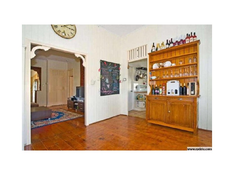 58 St Leonards Street, Coorparoo QLD 4151