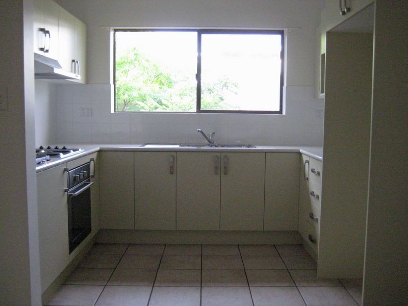 2/15 Talbot Street, Coorparoo QLD 4151