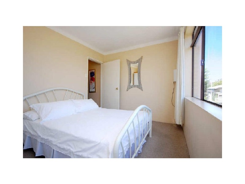 1/361 Cornwall Street, Greenslopes QLD 4120