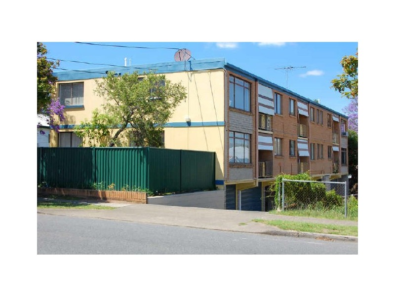 1/361 Cornwall Street, Greenslopes QLD 4120