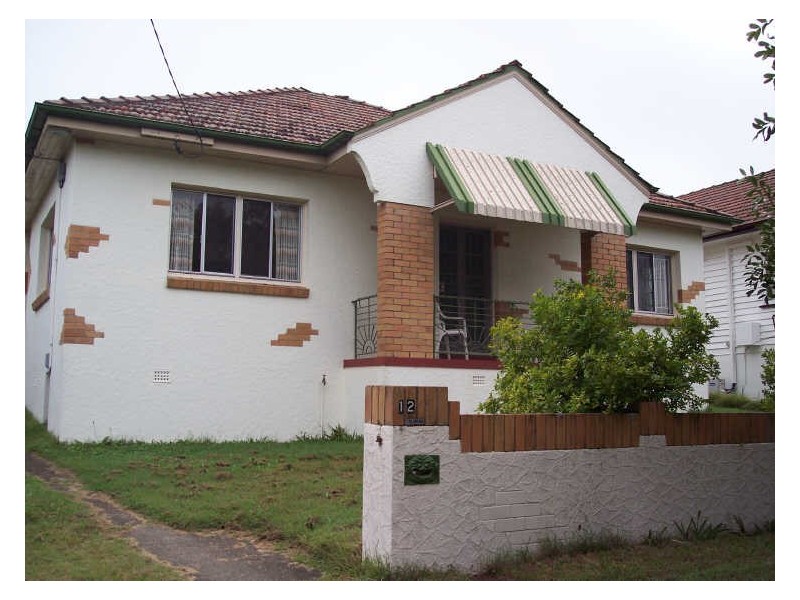 12 Woodrow Drive, Coorparoo QLD 4151