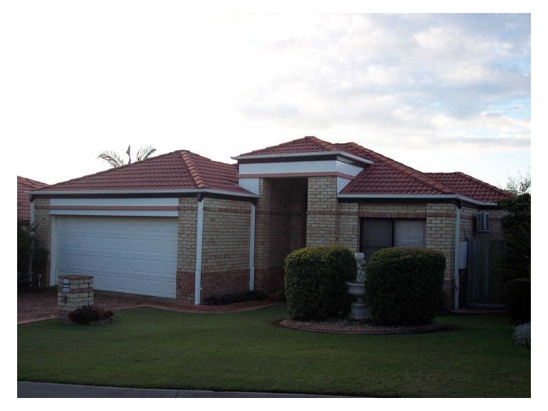 7 Ensign Street, Carindale QLD 4152