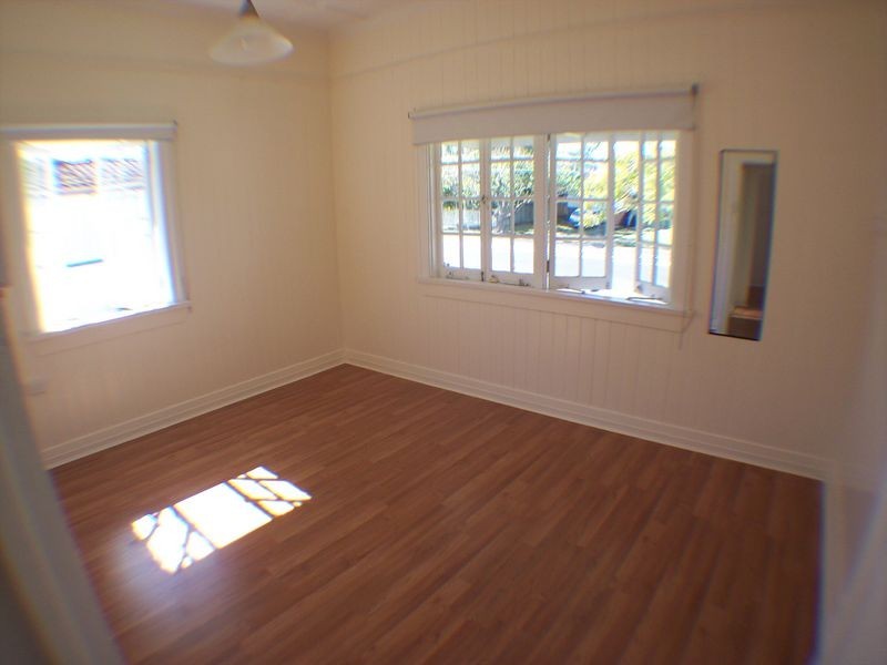 1/34 Bennetts Road, Camp Hill QLD 4152