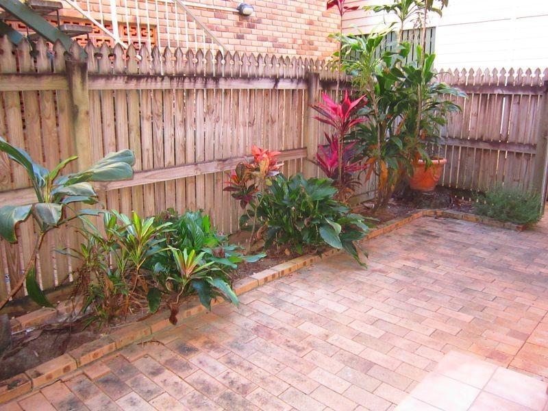 1/45 Dutton Street, Hawthorne QLD 4171