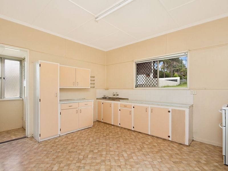 71 Perth Street, Camp Hill QLD 4152