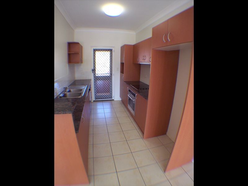 6/24 Mclay Street, Coorparoo QLD 4151