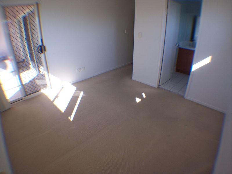 6/24 Mclay Street, Coorparoo QLD 4151