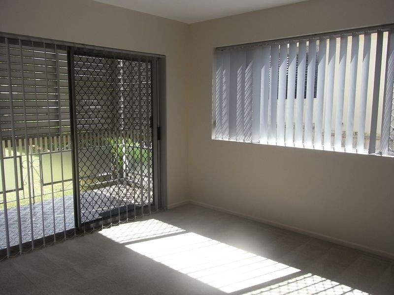 1/39 Kirkland Avenue, Coorparoo QLD 4151