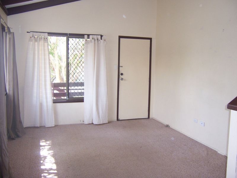 25 Watson Street, Camp Hill QLD 4152