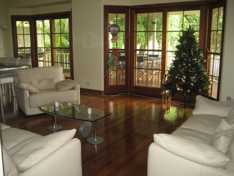 19 Merinda Street, Greenslopes QLD 4120