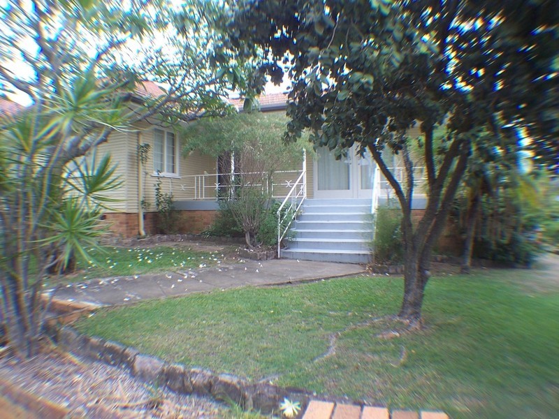 80 Oaklands Parade, East Brisbane QLD 4169