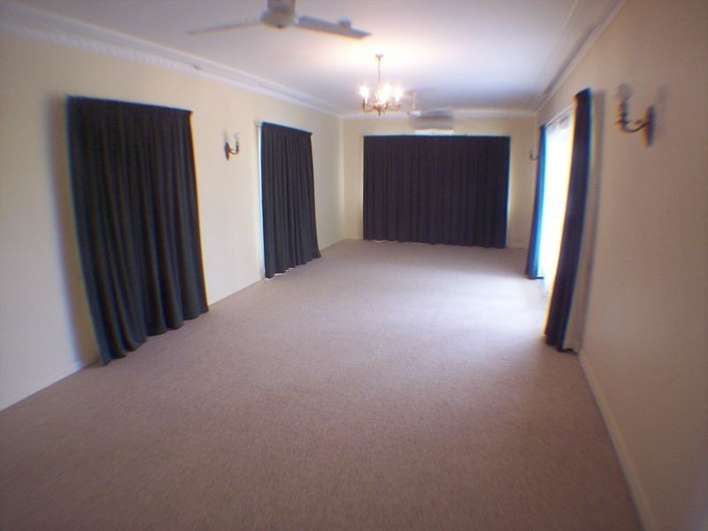 80 Oaklands Parade, East Brisbane QLD 4169