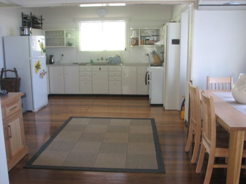 19 Park Street, Coorparoo QLD 4151