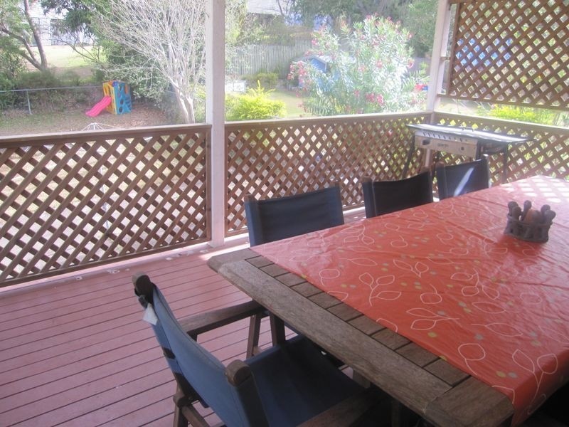 19 Park Street, Coorparoo QLD 4151