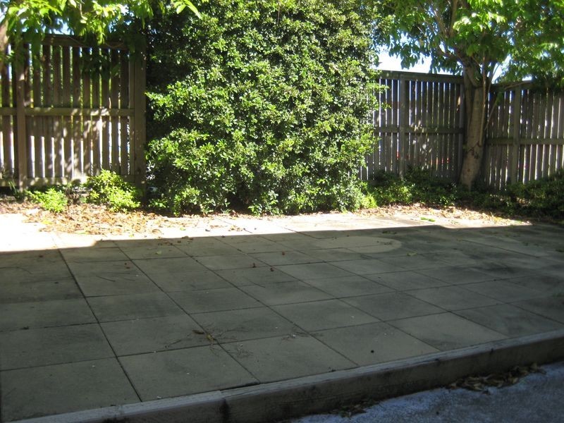 2/57 Rutland Street, Coorparoo QLD 4151