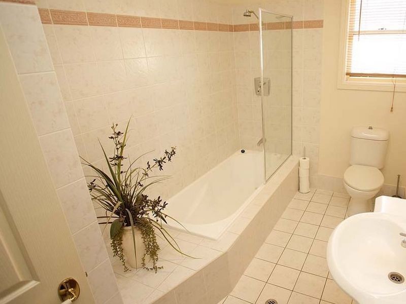 65 Macdonald Street, Norman Park QLD 4170