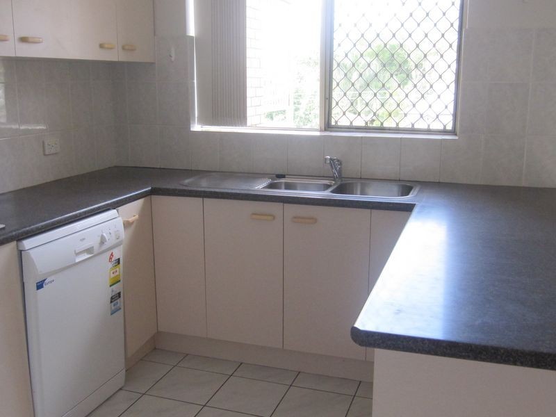 2/98 Pembroke Road, Coorparoo QLD 4151