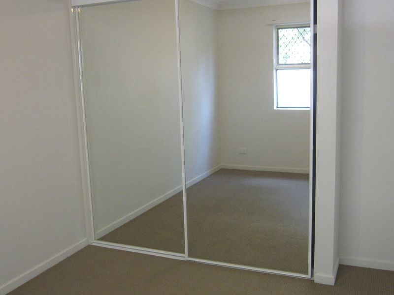 2/98 Pembroke Road, Coorparoo QLD 4151