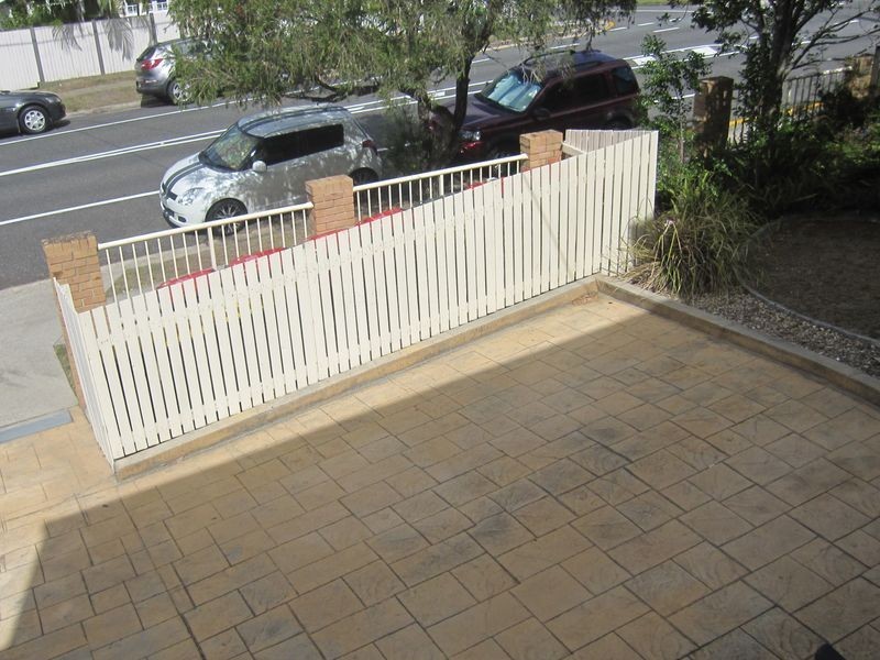 2/98 Pembroke Road, Coorparoo QLD 4151