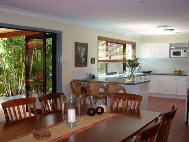 16 Apple Blossom Place, Eight Mile Plains QLD 4113