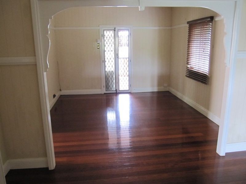 86 Bunya Street, Greenslopes QLD 4120