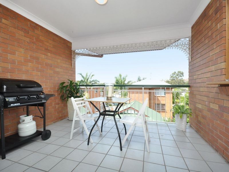 11/102 Pembroke Road, Coorparoo QLD 4151