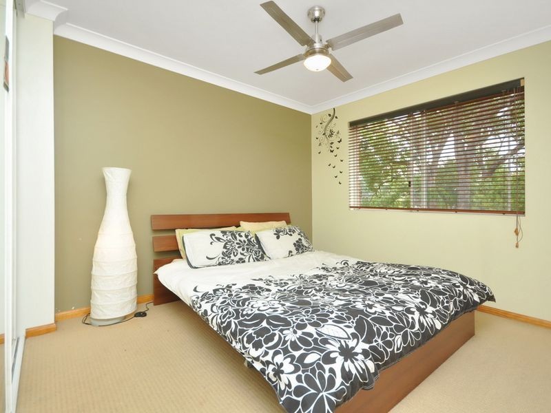 11/102 Pembroke Road, Coorparoo QLD 4151