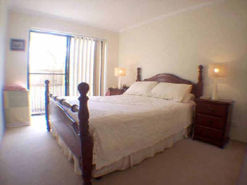 18/55 Harries Road, Coorparoo QLD 4151