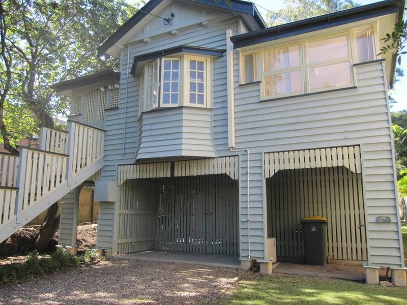 17 Barker Street, East Brisbane QLD 4169