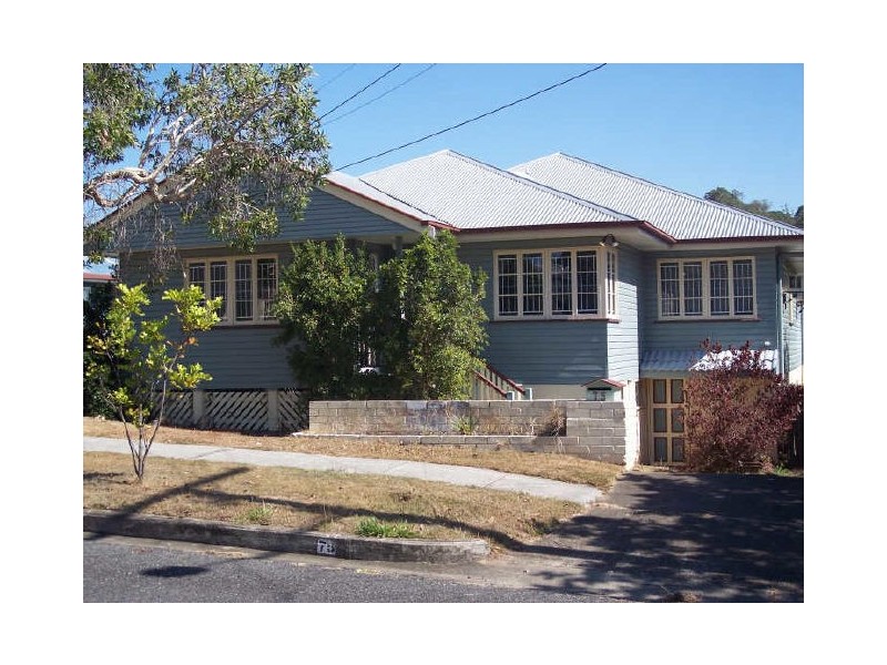 75 Layard Street, Holland Park QLD 4121