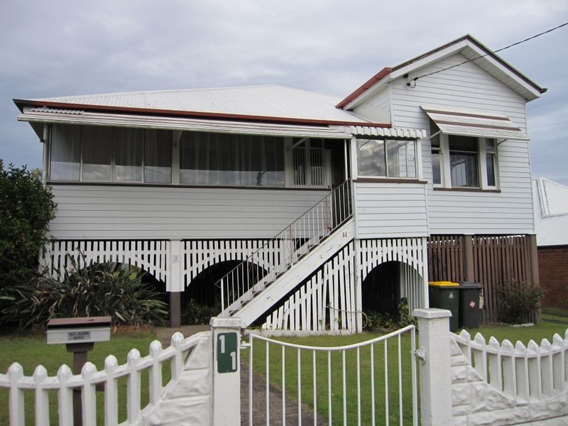 11 Douglas Street, Greenslopes QLD 4120