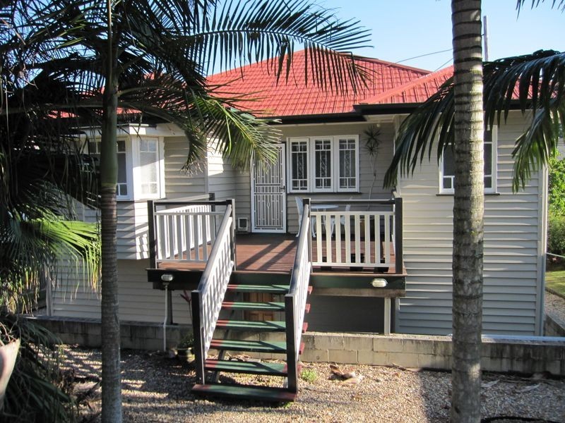 41 Longfellow Street, Norman Park QLD 4170