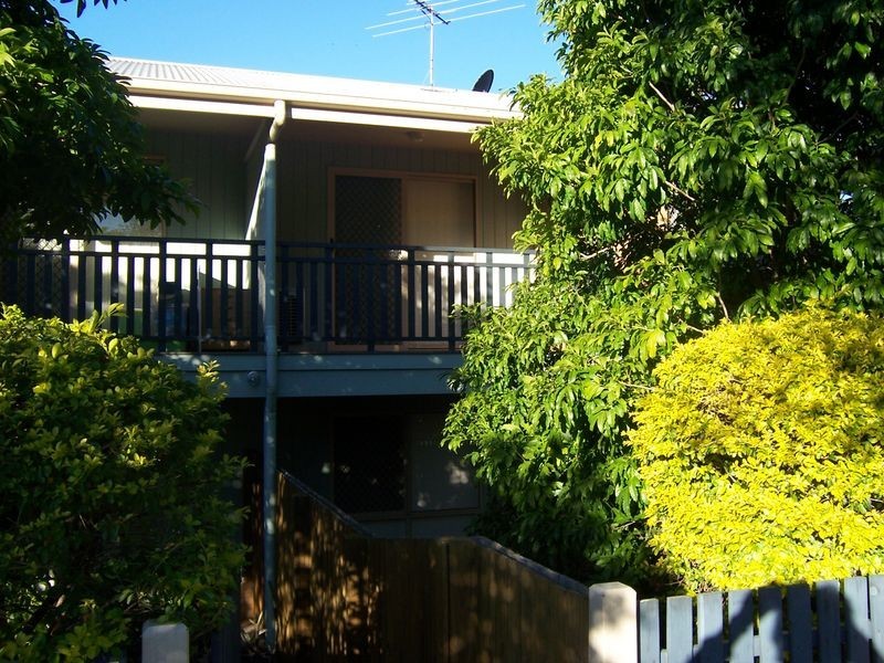 4/62 Leicester Street, Coorparoo QLD 4151