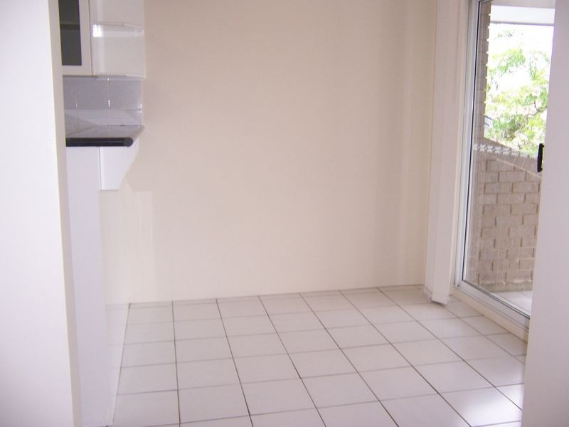 7/11 Shakespeare Street, Coorparoo QLD 4151