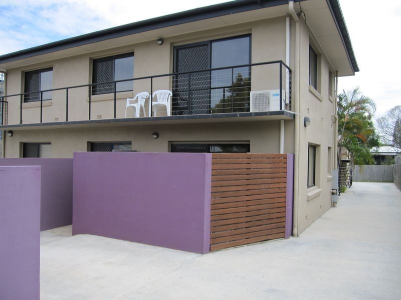 3/8 Kitchener Street, Coorparoo QLD 4151